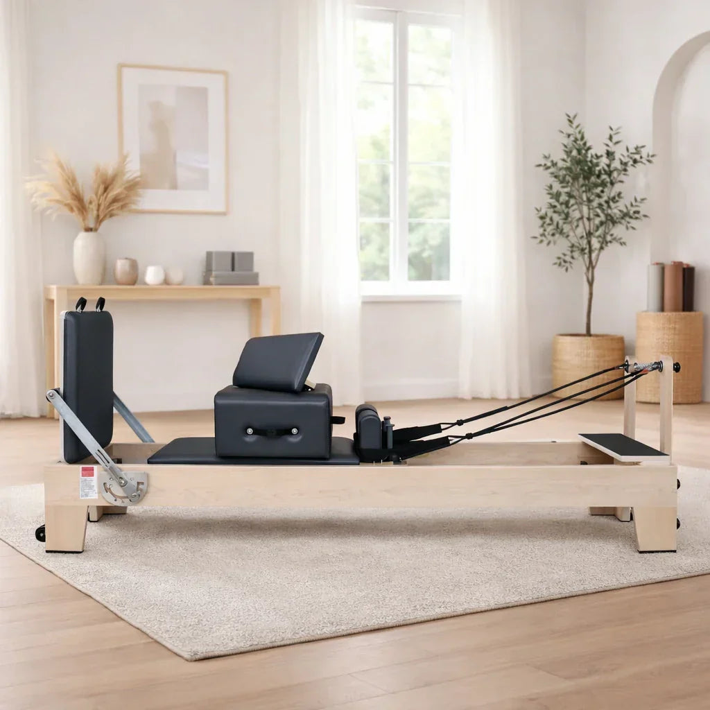 1GKU Maple Pilates Reformer - Black