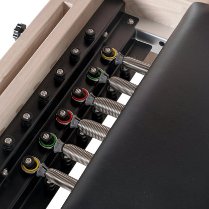 1GKU  Oak Pilates Reformer Black
