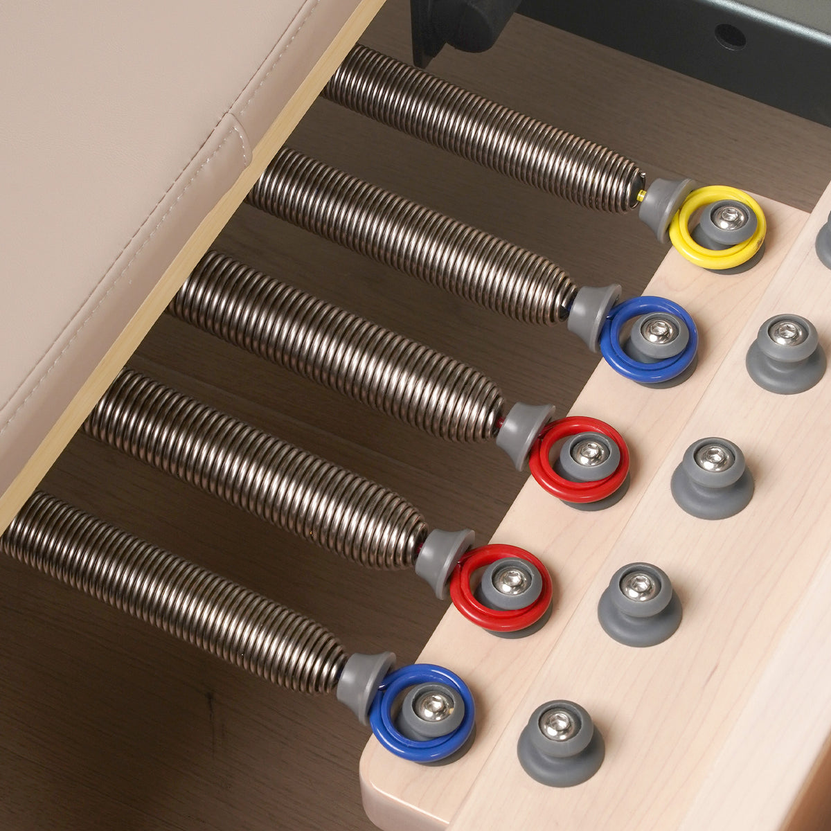 1GKU Maple Pro Pilates Reformer