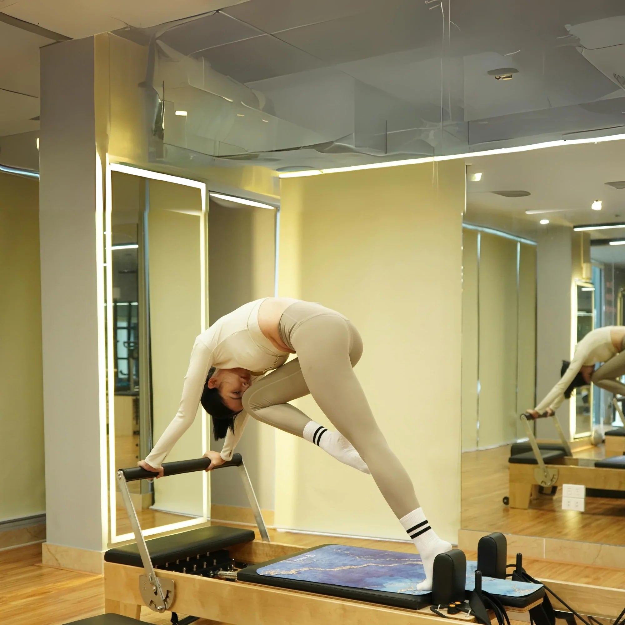 Classic Pilates Wood Reformer